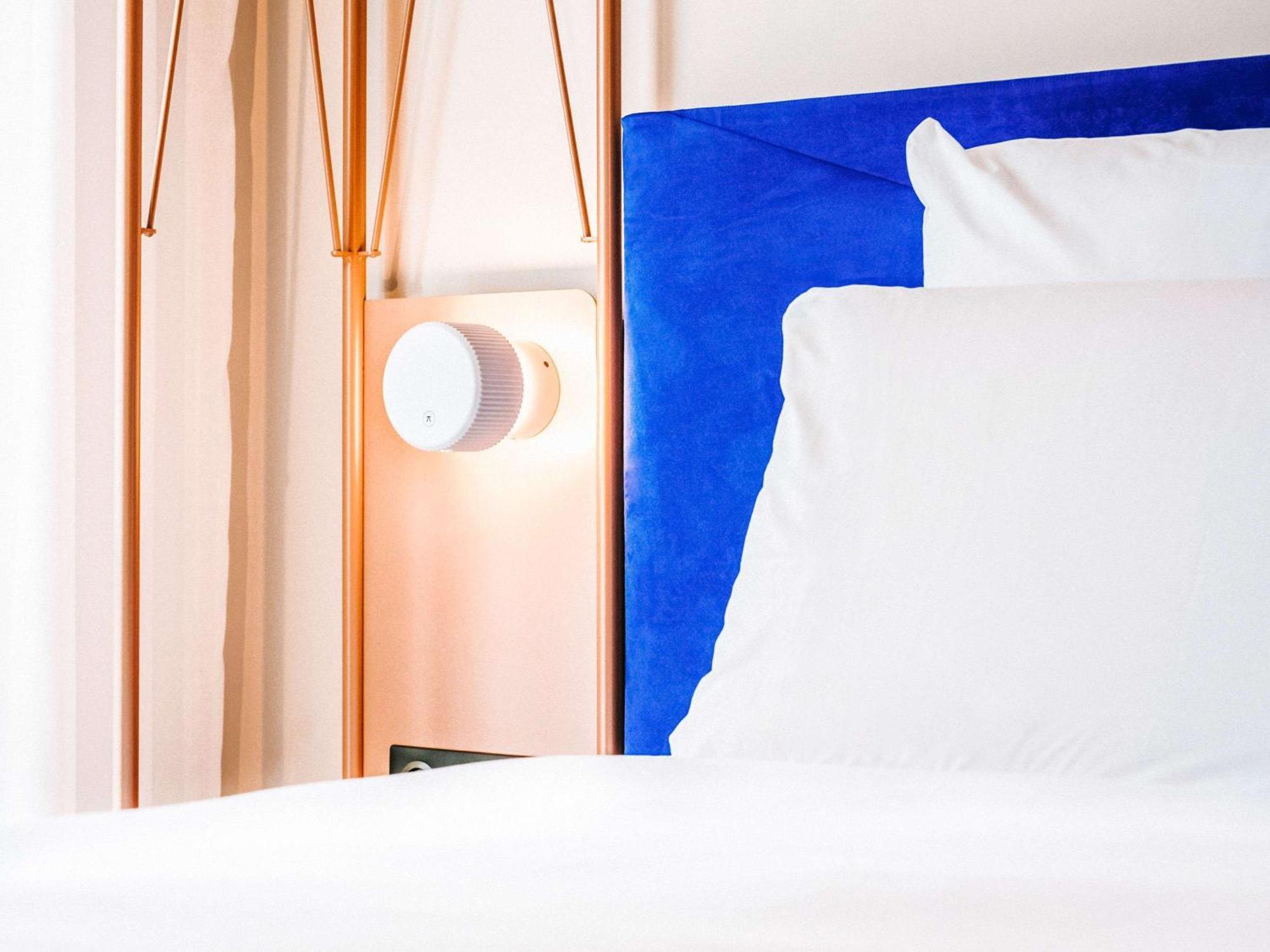 Hotel Mercure Centre Port 4*
